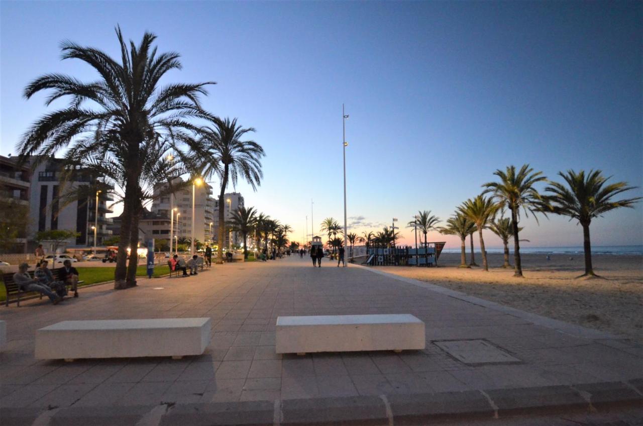 Apartamento Sol&Playa Gandia Solo Familias Bagian luar foto
